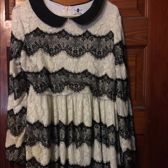 Danity Jewels - Picture 1 of 3